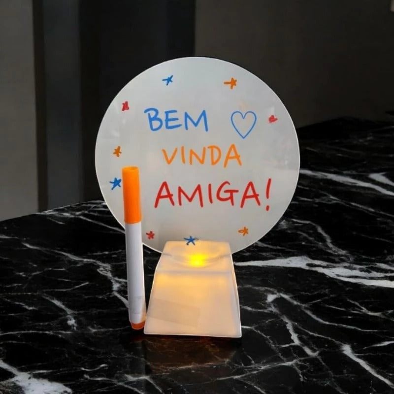 Abajur de Mesa Luminária Led 3D Usb com Tela pra Escrever Decoração Quarto Sala Presente